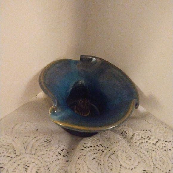 Blue Glazed Pottery Flower Planter 6X4 in.Tall. - Picture 5 of 5